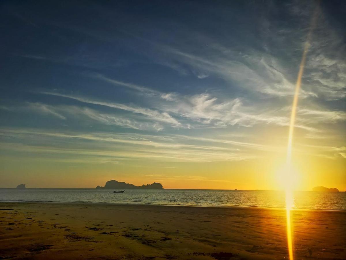 Sukorn Andaman Beach Resort Ko Sukon Bagian luar foto